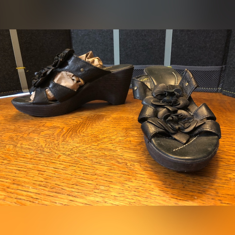 Chic Black Wedge Shoes for Effortless Elegance